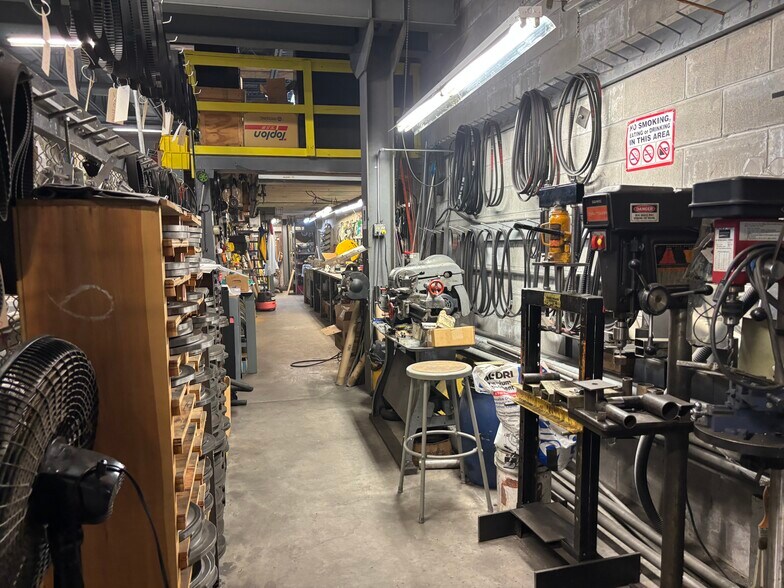 More Photos Of 68 Harrison St, Gloversville Distribution For Sale