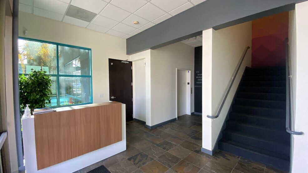More Photos Of 3312 Woodward Ave, Santa Clara Office For Lease