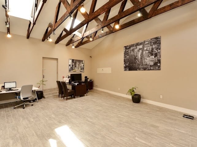 More Photos Of 91 Carman Ave, Cedarhurst Office For Sale