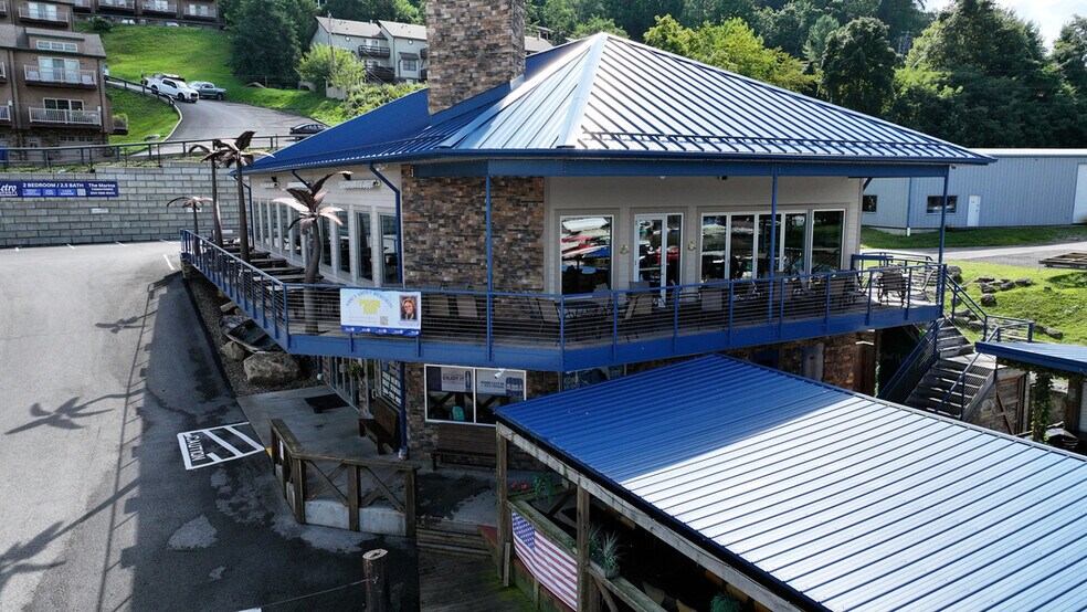 More Photos Of 69 Mont Chateau Rd, Morgantown Restaurant For Sale