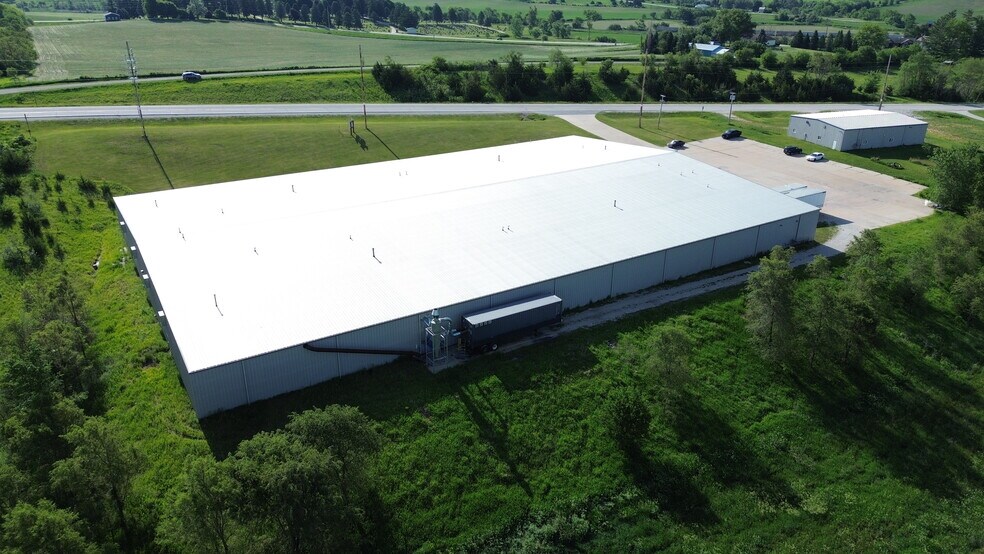 More Photos Of 700 IA-148, Anita Warehouse For Sale