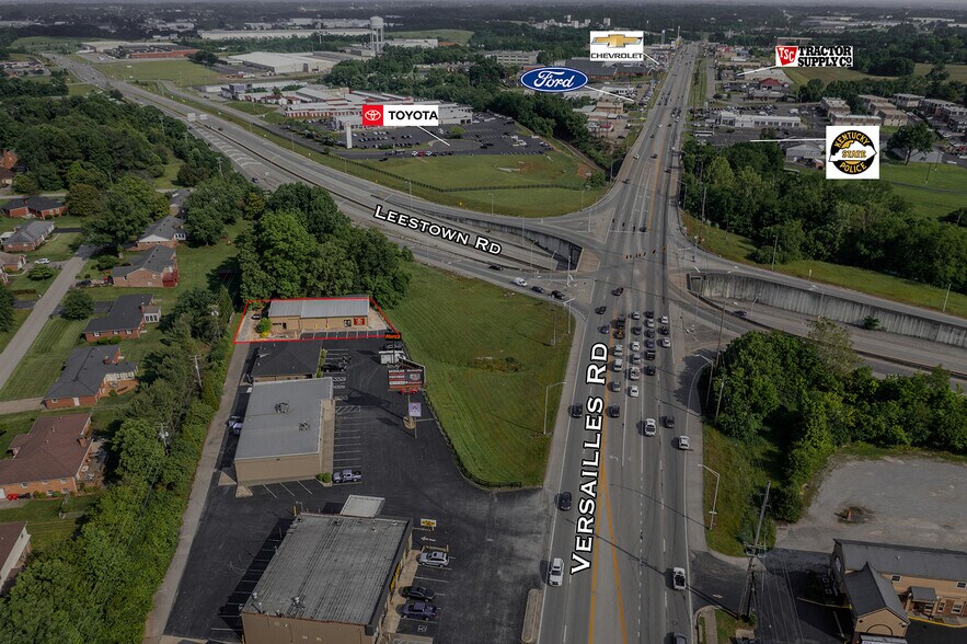 More Photos Of 654 Versailles Rd, Frankfort Showroom For Lease