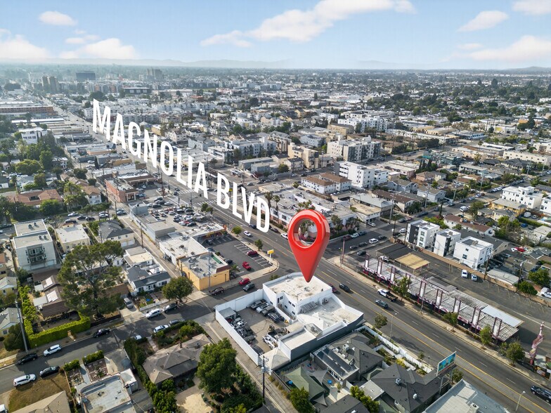 More Photos Of 10520 Magnolia Blvd, North Hollywood Office For Sale