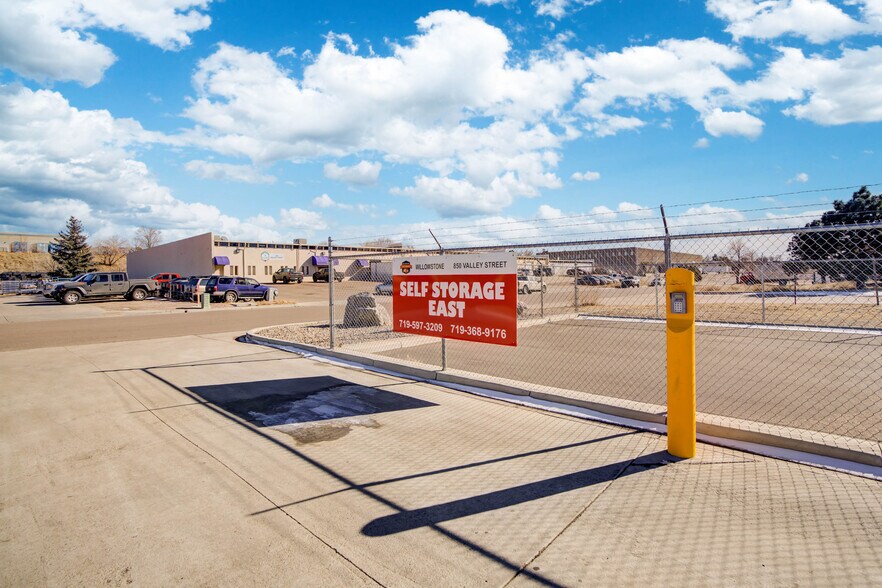 More Photos Of 850 Valley, Colorado Springs Self Storage For Sale