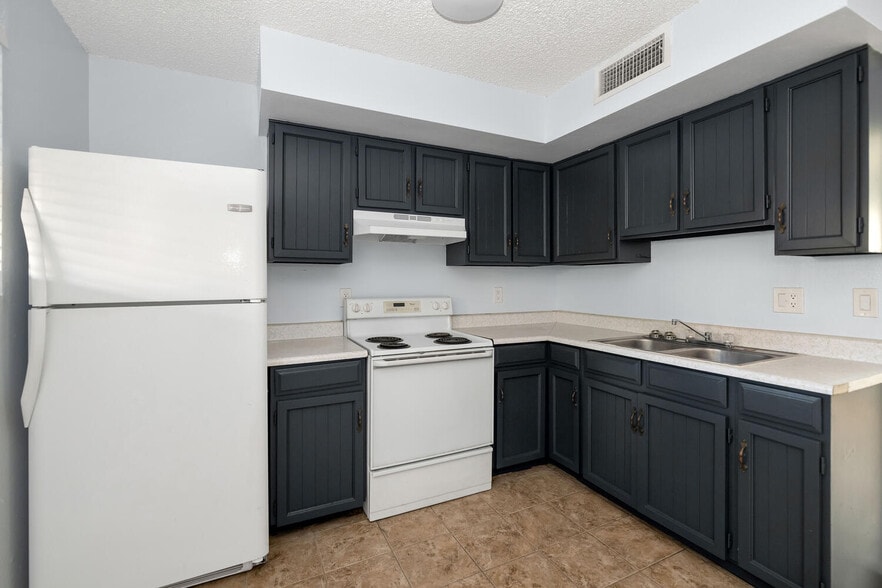 More Photos Of 822 E Carol Ave, Phoenix Apartments For Sale