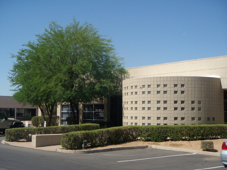 More Photos Of 8361 E Evans Rd, Scottsdale Warehouse For Lease
