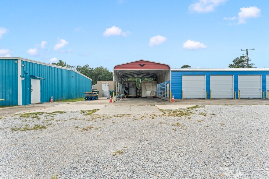 More Photos Of 13402 Old Baton Rouge Hwy, Hammond Light Distribution For Sale