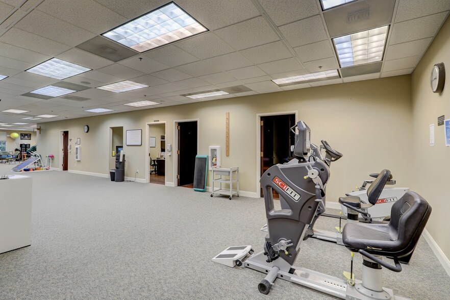 More Photos Of 10 William Pope Dr, Bluffton Medical For Lease