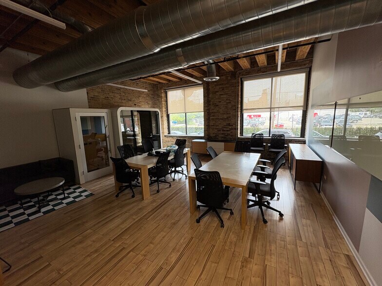 More Photos Of 1500 W Carroll Ave, Chicago Loft Creative Space For Lease