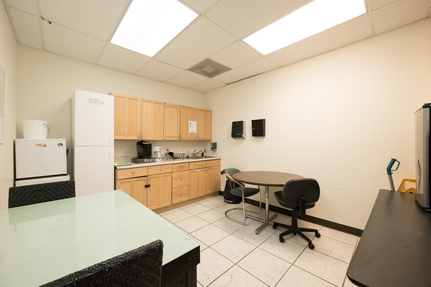 More Photos Of 626 Josephine Parker Dr, Key West Loft Creative Space For Lease