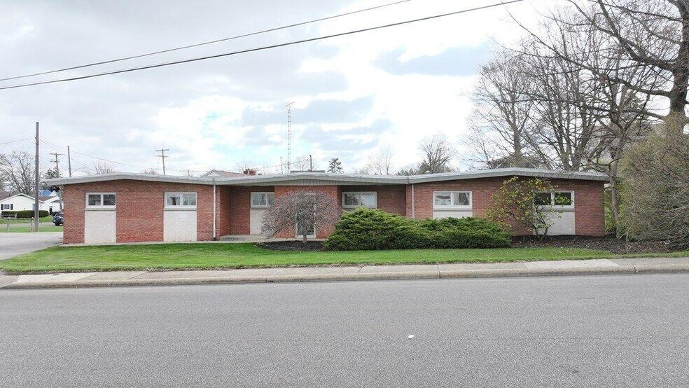 More Photos Of 70 W Smiley Ave, Shelby Medical For Sale