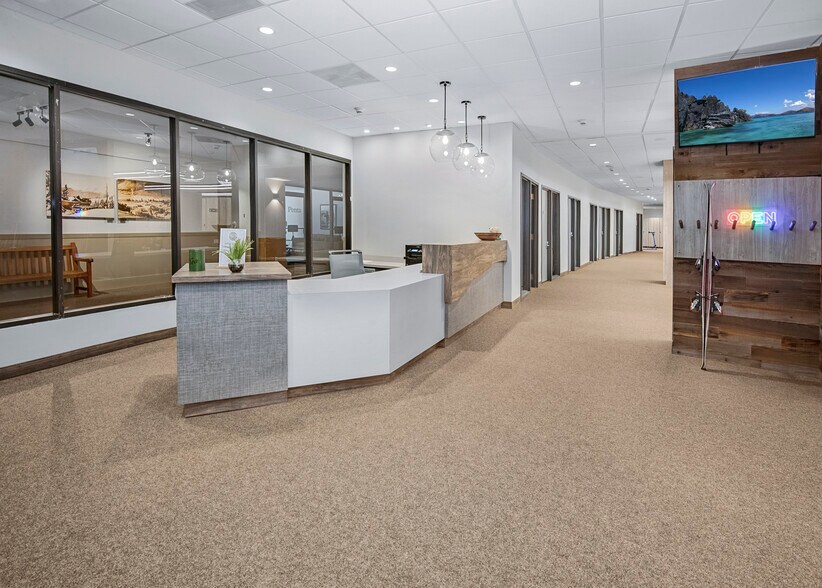 More Photos Of 137 Benchmark Rd, Avon Apartments For Sale