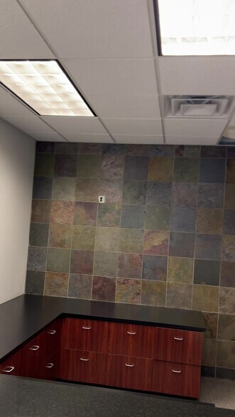 More Photos Of 6260 McLeod Dr, Las Vegas Office For Lease