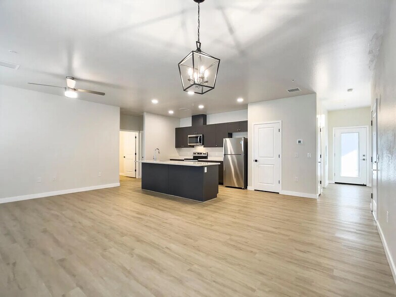 More Photos Of , Phoenix Multifamily For Sale