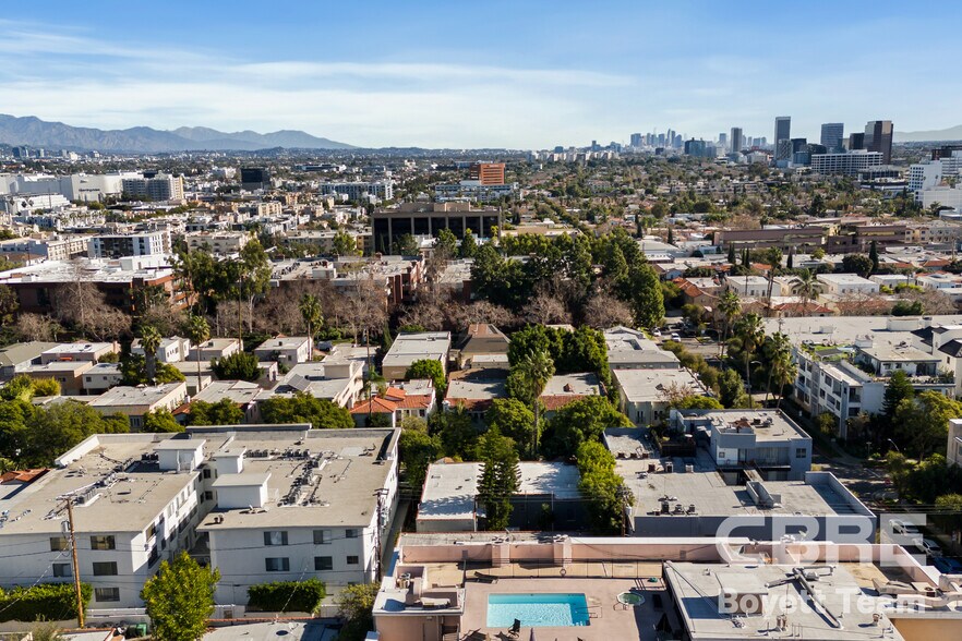 More Photos Of 215 N La Peer Dr, Beverly Hills Apartments For Sale