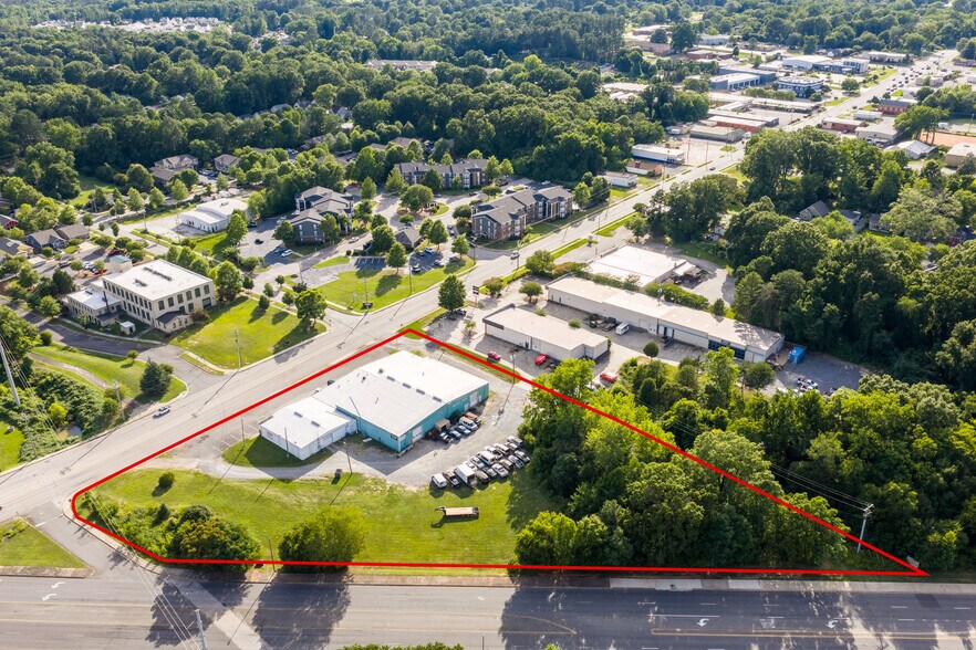 More Photos Of 650 W Main St, Rock Hill Flex For Sale