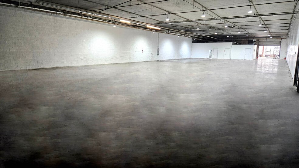 More Photos Of 1100 E 16th St, Los Angeles Warehouse For Lease