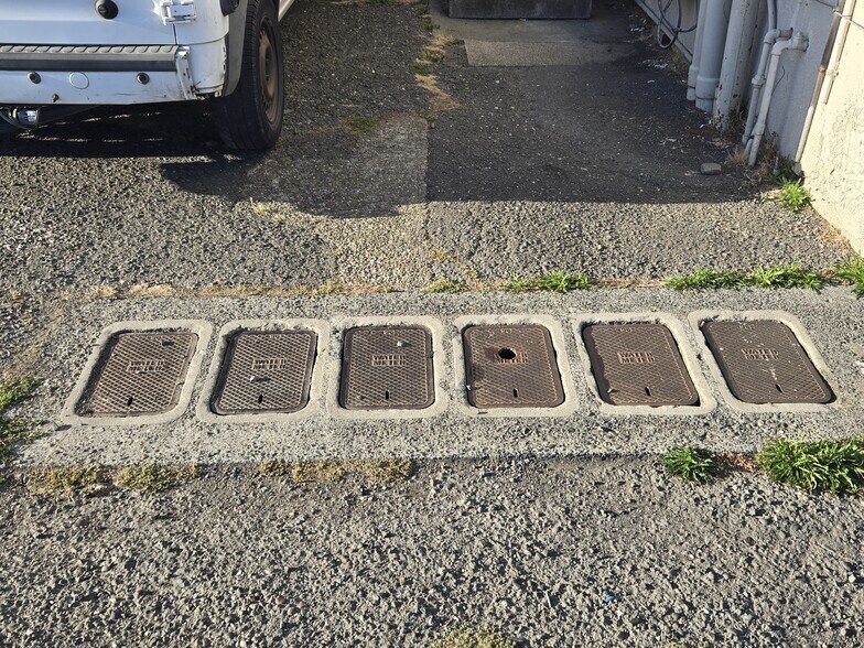 More Photos Of 931 Main St, Fortuna Showroom For Sale