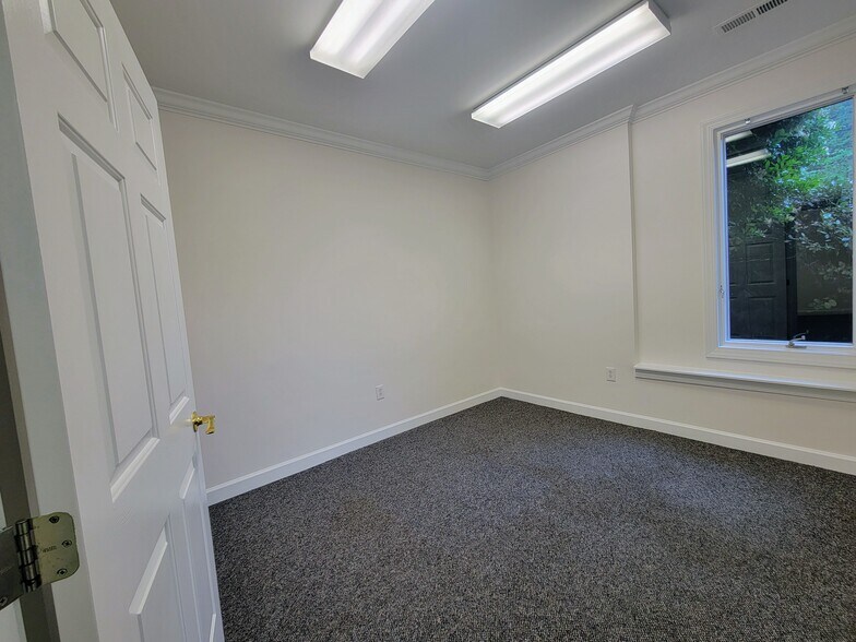 More Photos Of 1210 SE Maynard Rd, Cary Office For Lease