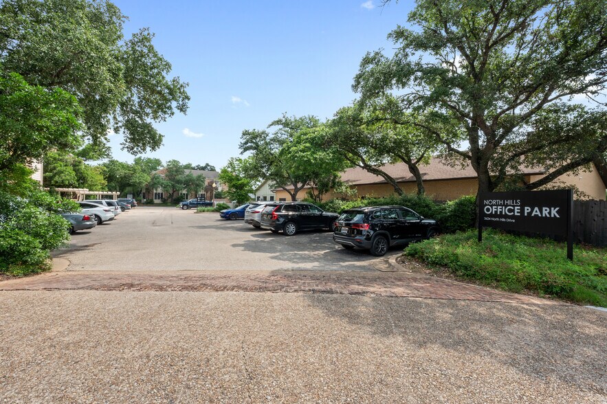 More Photos Of 3624 North Hills Dr, Austin Medical For Sale