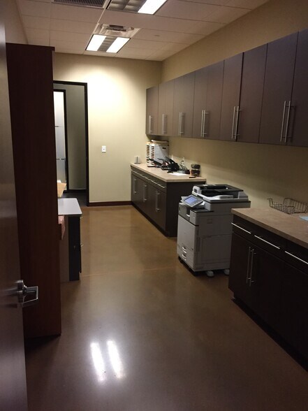 More Photos Of 90 S Kyrene Rd, Chandler Office For Lease