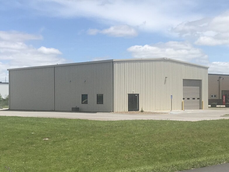 Primary Photo Of 260 Scotty's Way, Bowling Green Warehouse For Lease