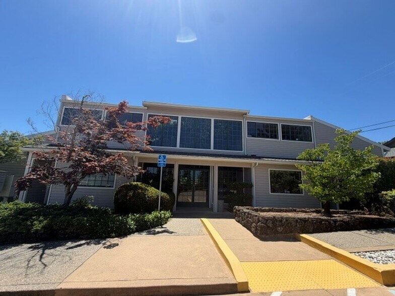More Photos Of 3257 Professional Dr, Auburn Medical For Sale