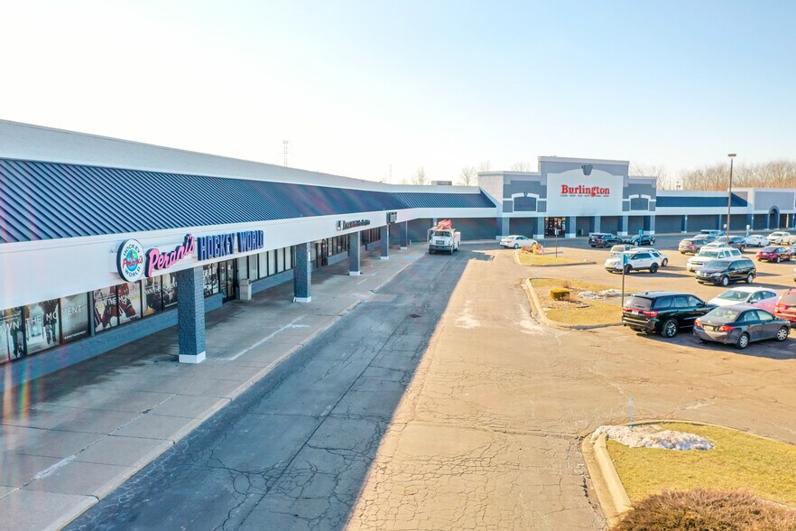 More Photos Of 22263-22323 Eureka, Taylor Unknown For Lease