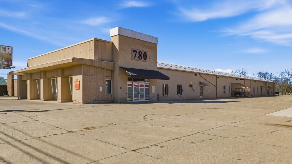 More Photos Of , Mansfield Office For Sale