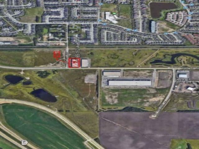 More Photos Of 14165-14185 162 Ave NW, Edmonton Showroom For Lease