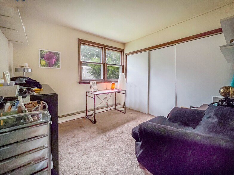 More Photos Of 100 W Maple Ave, Langhorne Restaurant For Sale