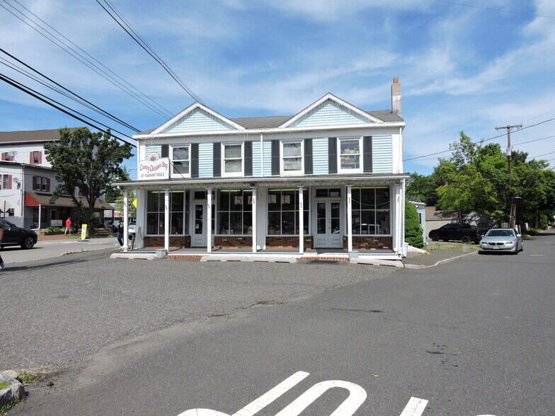 Primary Photo Of 128 Main St, Chester General Retail For Sale