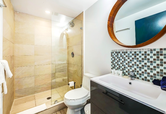 More Photos Of 1321 15th St, Miami Beach Hotel For Sale