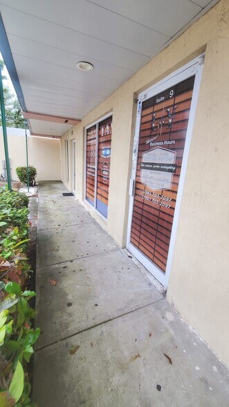 More Photos Of 330-332 W 9th St, Hialeah Storefront Retail Office For Lease