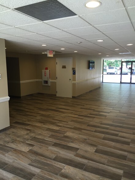 More Photos Of 1100 Navaho Dr, Raleigh Office For Lease