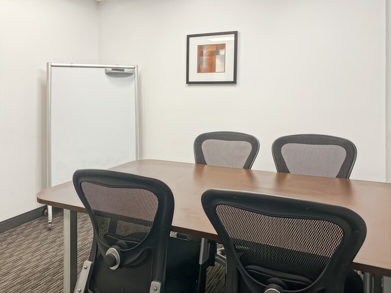 More Photos Of 2820 Boul Laurier, Québec Coworking Space