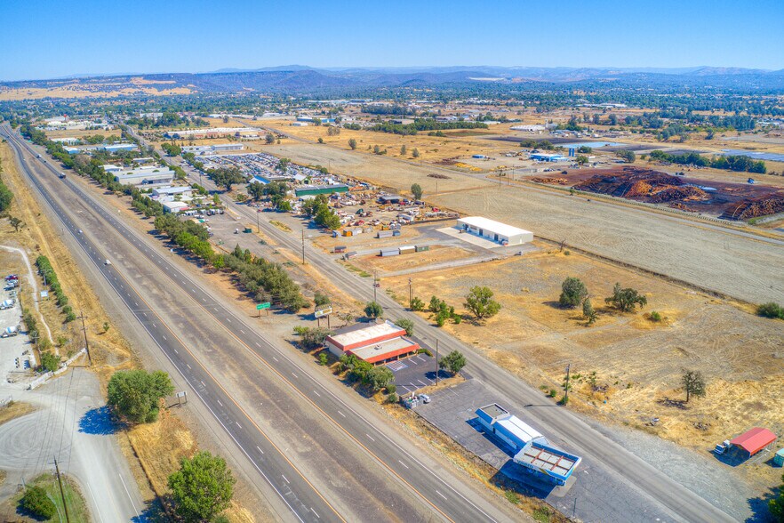 More Photos Of 2950 Feather River Blvd, Oroville Light Distribution For Sale