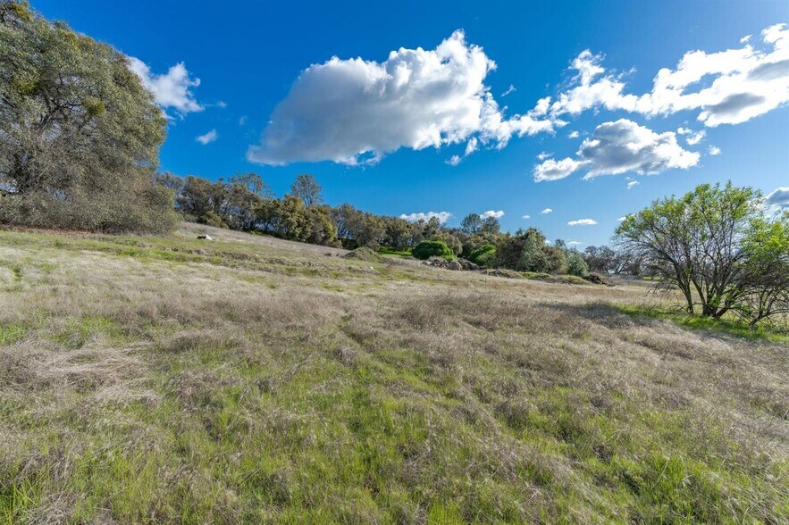 More Photos Of Ridge Road, Sutter Creek Land For Sale