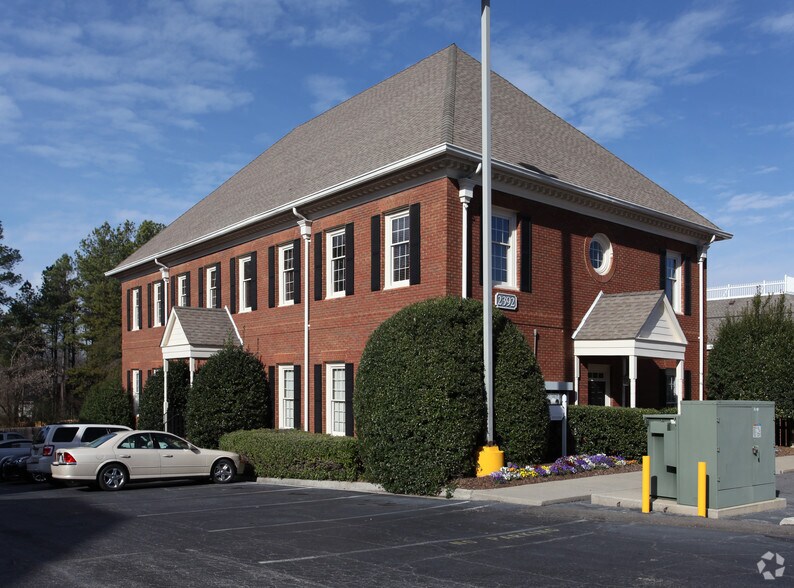 More Photos Of 2392 Mount Vernon Rd, Dunwoody Office For Sale