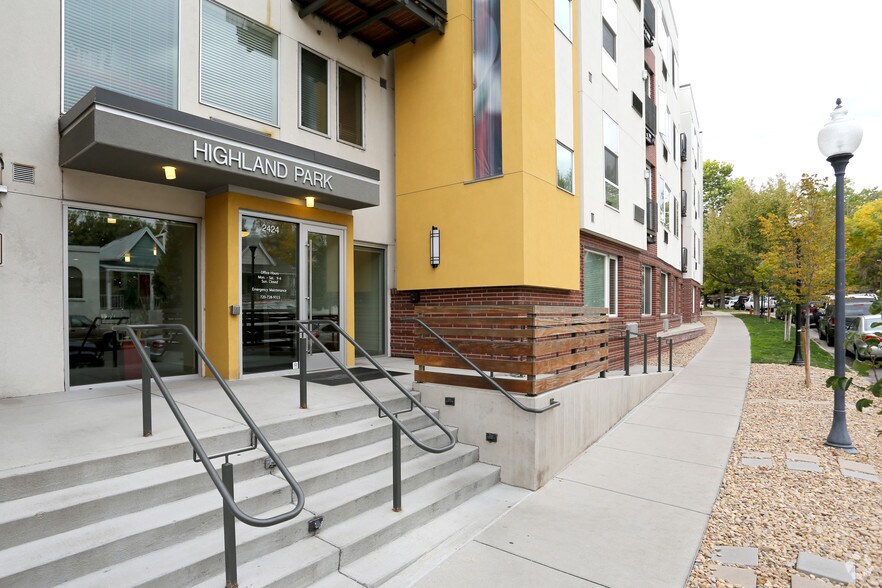More Photos Of 2424-2434 W Caithness Pl, Denver Apartments For Lease