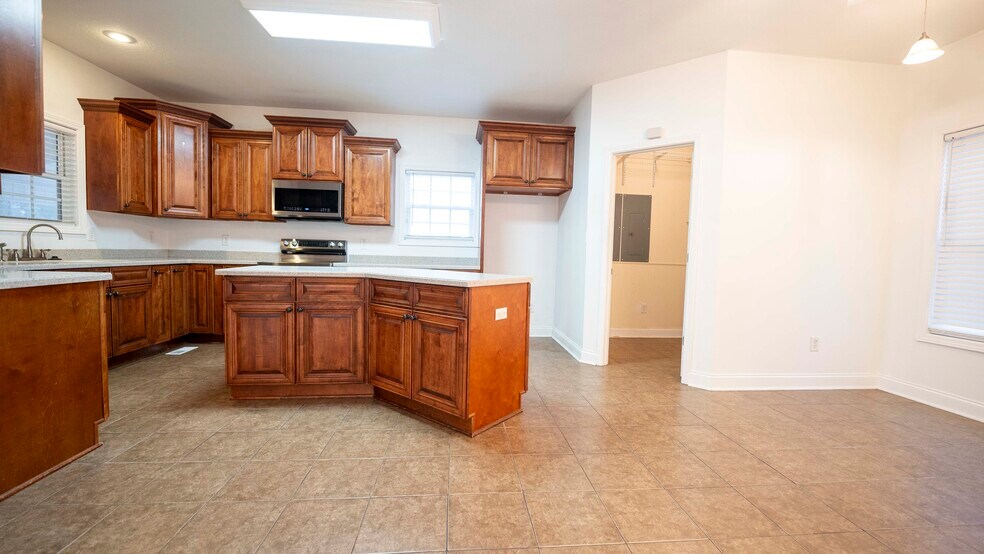 More Photos Of 1646 E Wesley Chapel Rd, Byron Land For Sale