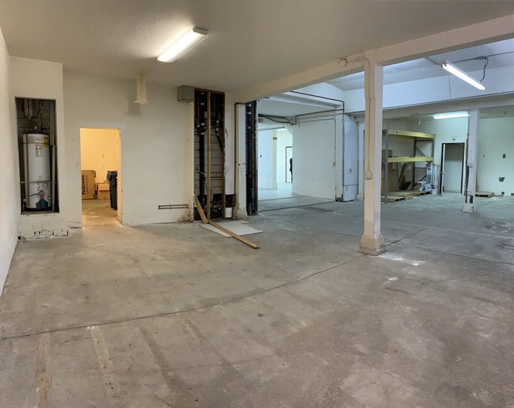 More Photos Of 5935-5937 Mission St, Daly City Warehouse For Lease