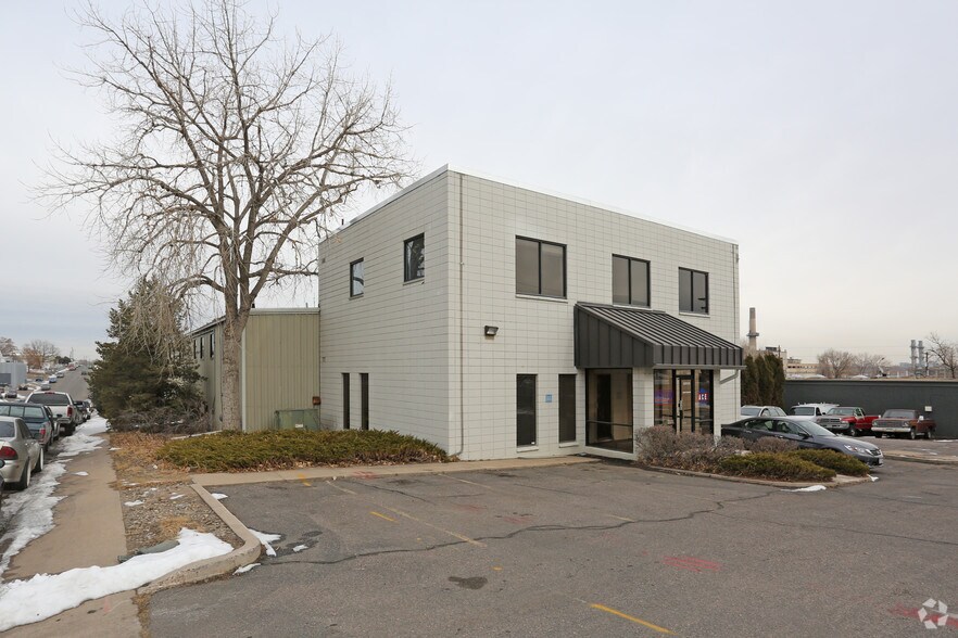 More Photos Of 1795 W Yale Ave, Englewood Warehouse For Lease