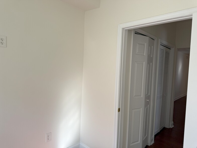 More Photos Of 1460 Park Rd NW, Washington Office For Lease