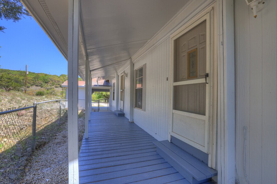 More Photos Of 200 Peggs Pl, Canyon Lake Specialty For Sale