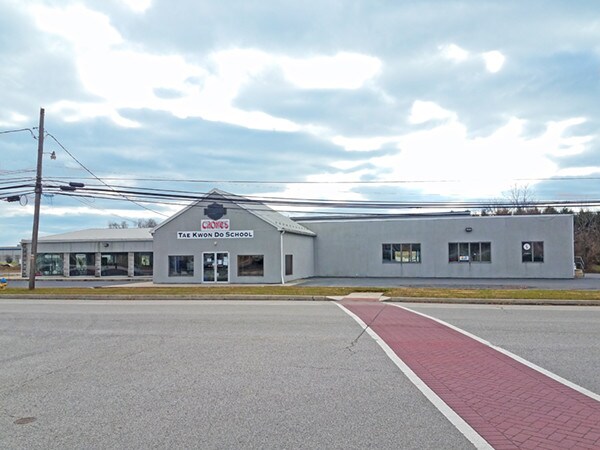 More Photos Of 28 E Main St, New Kingstown Coworking Space