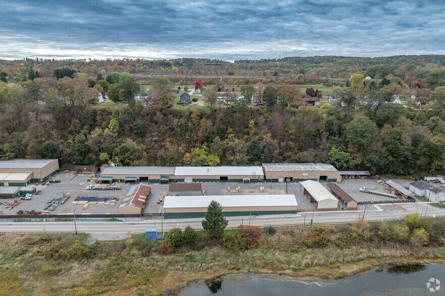 Primary Photo Of 116 N River Ave, Parker Warehouse For Lease