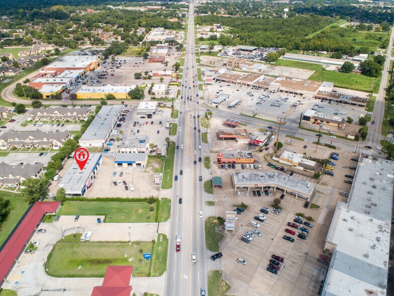 More Photos Of 11239 Veterans Memorial Dr, Houston Auto Repair For Sale