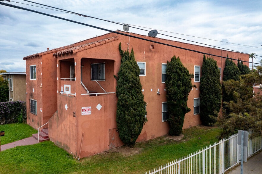 More Photos Of 1152 W 88th St, Los Angeles Apartments For Sale