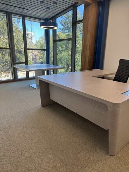 More Photos Of 320 Wingo Way, Mount Pleasant Loft Creative Space For Lease